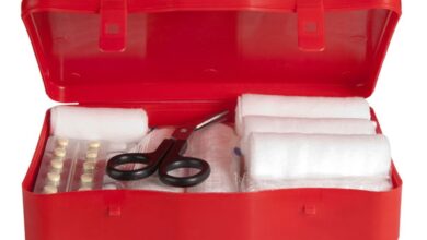 شنطة الاسعافات الاولية في السيارة أهميتها ومحتوياتها