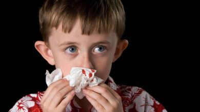 نزيف الانف عند الاطفال في الحر اسبابه وعلاجه