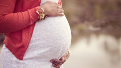 طرق طبيعية لعلاج الغثيان للحامل