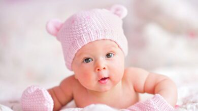 فوائد المرآة للرضيع