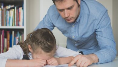 ماذا تفعلي عند رسوب الطفل في الامتحان