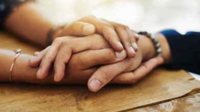 حيل و نصائح لابقاء الزوج بالمنزل أثناء العطلة