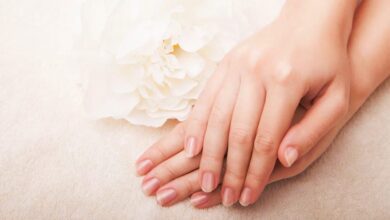 العناية باليدين