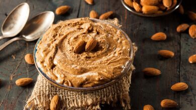 فوائد اللوز للبشرة