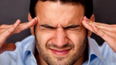 اسباب الصداع والتخلص منه بدون ادوية مسكنه للألم