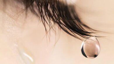 أنواع الدموع وأهميتها وأسباب البكاء ولماذا يعد البكاء صمام امان