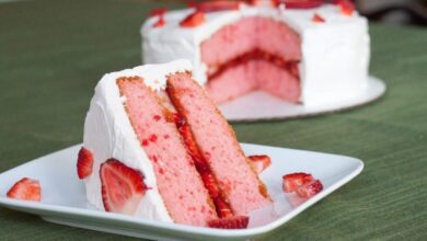 كيك بالفراولة والجيلي