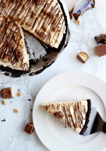 تورتة سنيكرز