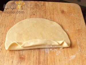 خطوات عمل الفطير بالسمن