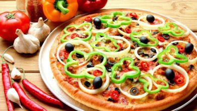 طريقة عمل البيتزا اللذيذة أحلى من المطاعم