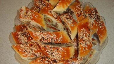 فطائر اللحمة و الزيتون