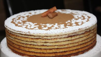 طريقة عمل كيكة السينابون الطبقات بالخطوات مصورة