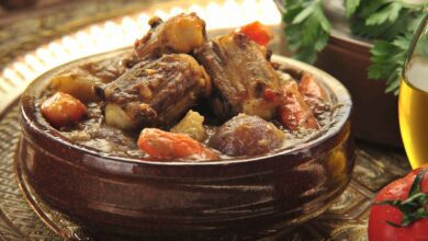 طاجن العكاوي بالبصل