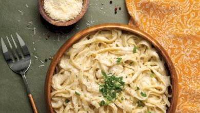 مكرونة فيتوتشيني بالفراخ والمشروم