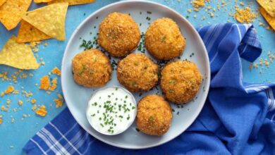 طريقة عمل كرات المكرونة بالجبنة المقلية بالصور